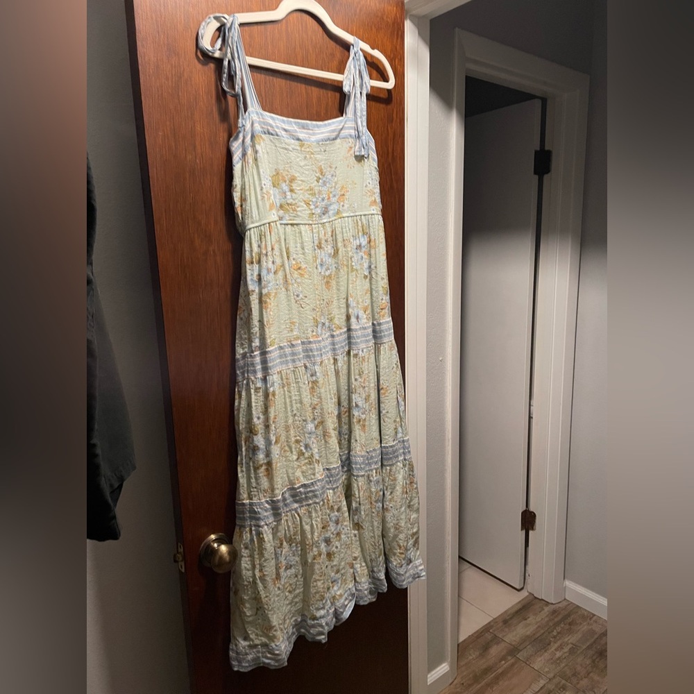 Floral Tie Midi Strap Dress with Blue, Green, and Beige Tones - Picture 4 of 12